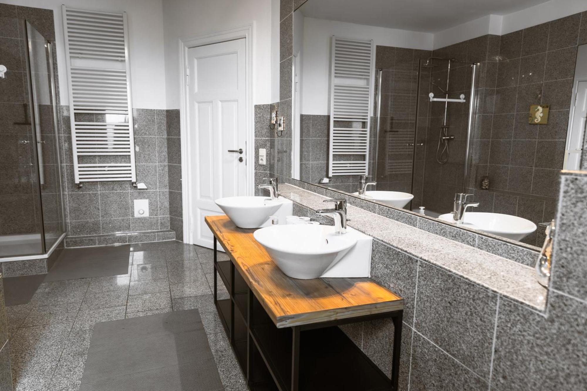Exklusives Apartment Im Historischen Wohnhaus Mit Kamin, Bad & Viel Platz Bremerhaven Ngoại thất bức ảnh
