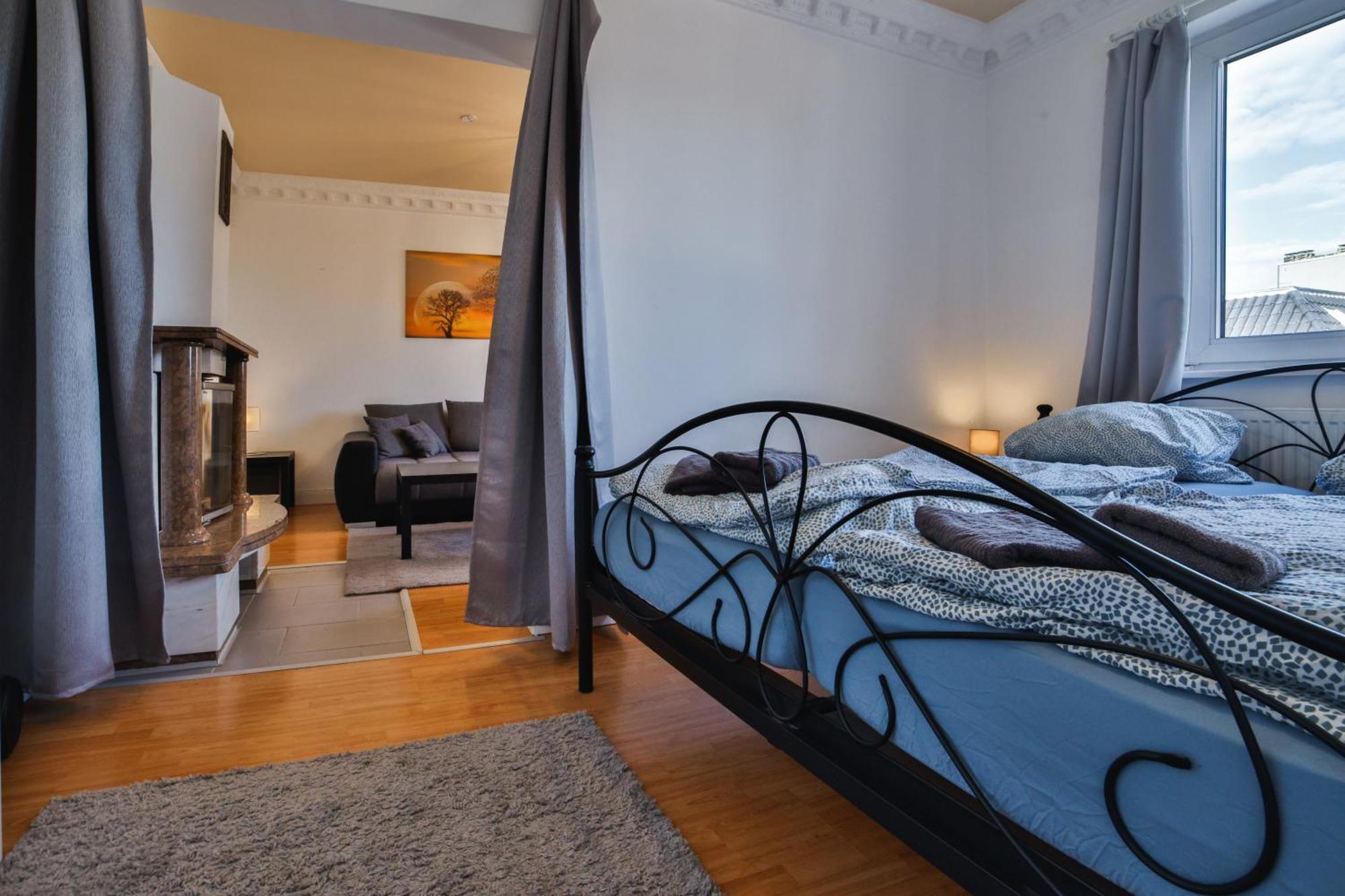 Exklusives Apartment Im Historischen Wohnhaus Mit Kamin, Bad & Viel Platz Bremerhaven Ngoại thất bức ảnh